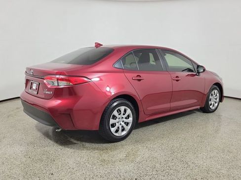 Used 2024 Toyota Corolla LE image 5