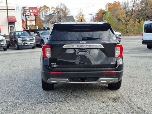 Certified 2020 Ford Explorer XLT w/ Equipment Group 202A image 6