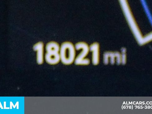 Used 2025 Toyota Camry LE image 37