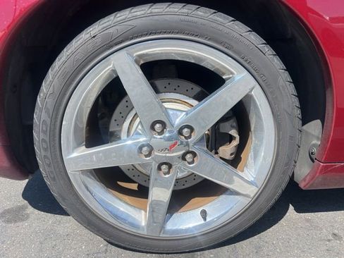 Used 2007 Chevrolet Corvette Convertible w/ Preferred Equipment Group RWD image 6