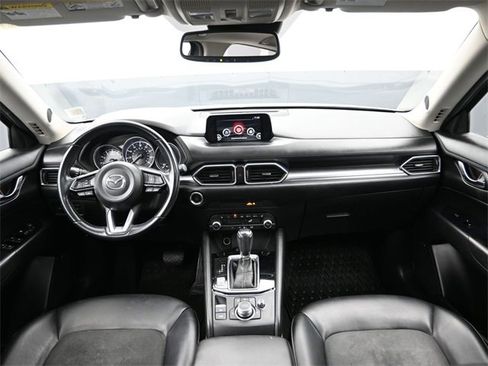 Used 2020 MAZDA CX-5 Touring image 23