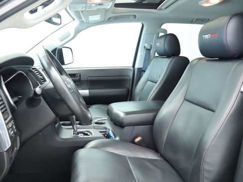 Used 2021 Toyota Sequoia TRD Pro AWD/4WD image 30