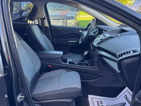 Used 2018 Ford Escape SE FWD image 19