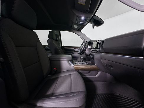 Used 2024 Chevrolet Silverado 1500 RST AWD/4WD image 31