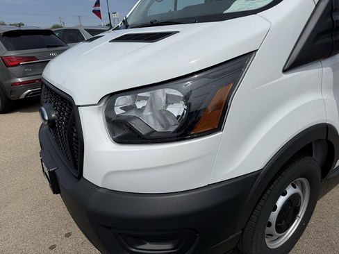 Used 2023 Ford Transit 250 Medium Roof image 31