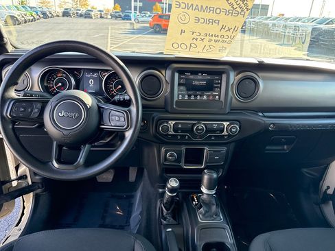 Used 2022 Jeep Wrangler Unlimited Willys image 14