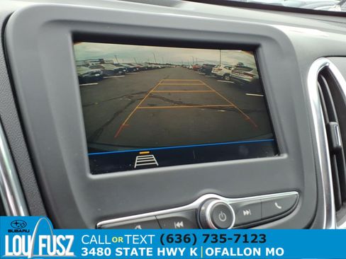 Used 2019 Chevrolet Equinox LT FWD image 10