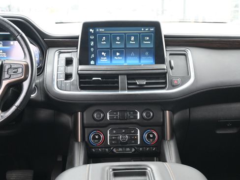 Used 2023 Chevrolet Suburban High Country image 33