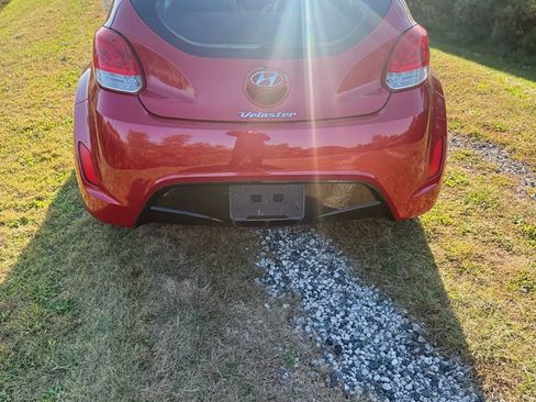 Used 2016 Hyundai Veloster w/ Option Group 02 image 22