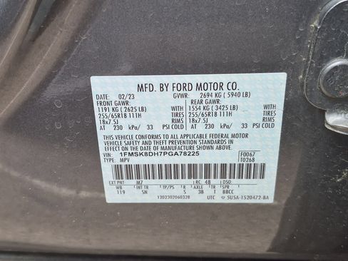 Used 2023 Ford Explorer XLT w/ Equipment Group 202A AWD/4WD image 35
