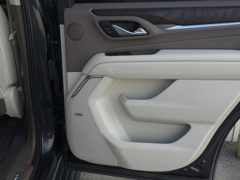 Used 2022 GMC Yukon Denali w/ Denali Ultimate Package image 48