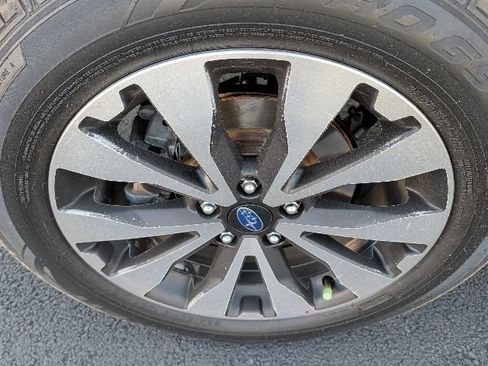 Used 2017 Subaru Outback 2.5i Limited AWD/4WD image 19