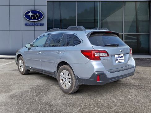 Used 2019 Subaru Outback 2.5i Premium image 4