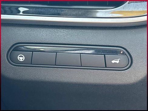 Used 2023 INFINITI QX60 Sensory w/ Cargo Package FWD image 30
