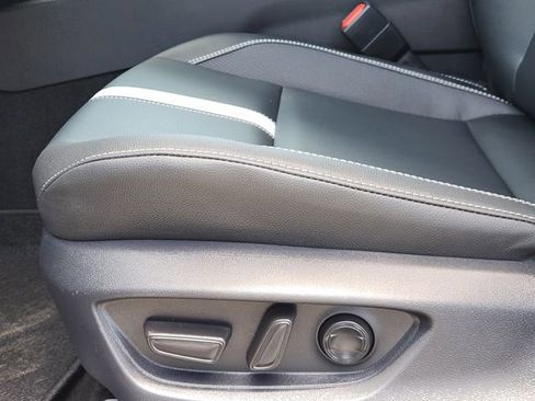 Used 2026 Toyota Camry SE FWD image 22