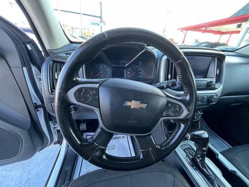 Used 2021 Chevrolet Colorado LT w/ Fleet Safety Package RWD image 9