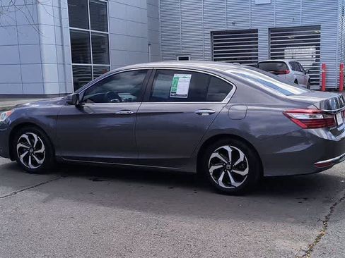 Used 2016 Honda Accord EX-L image 6