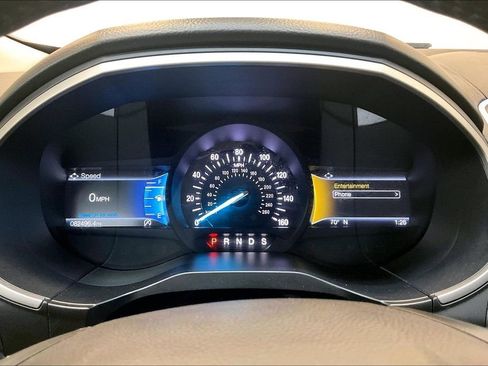 Used 2020 Ford Edge SEL w/ Cargo Accessory Package FWD image 15