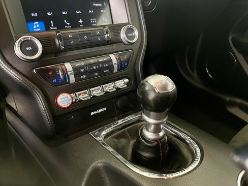 Used 2017 Ford Mustang GT Premium RWD image 23