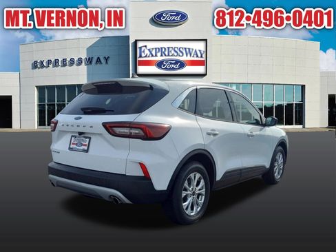 Used 2024 Ford Escape Active w/ Cold Weather Package FWD image 7