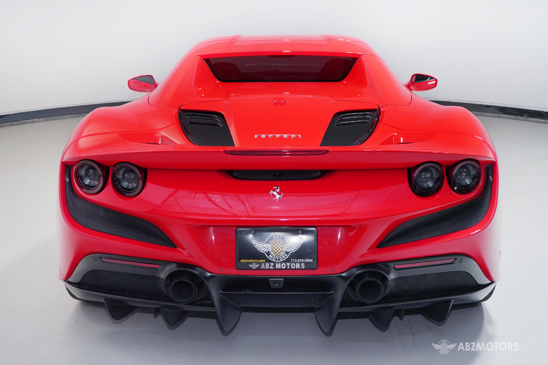Used 2021 Ferrari F8 Tributo RWD image 7