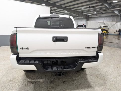 Used 2018 Toyota Tacoma TRD Pro image 4