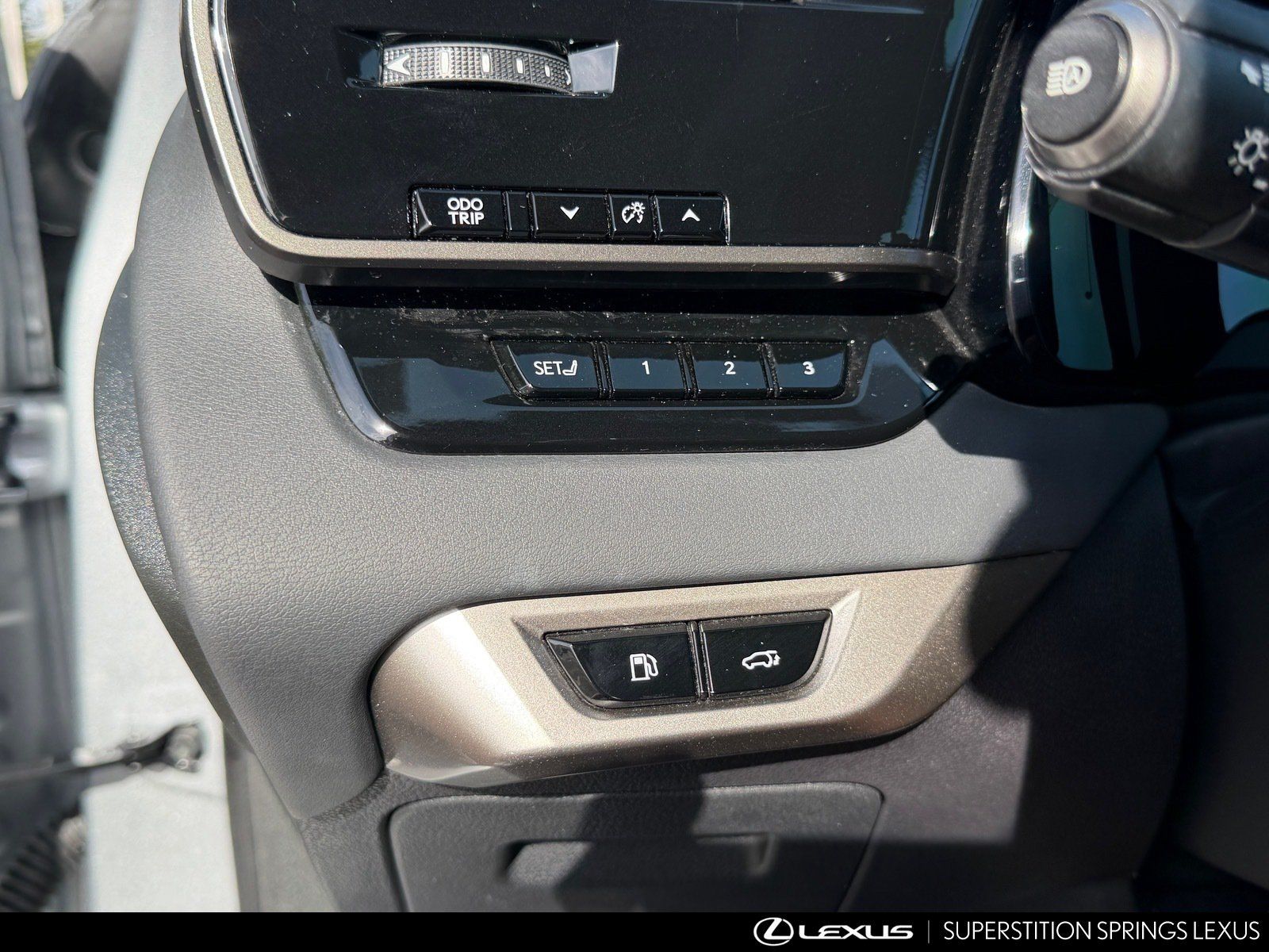 Certified 2024 Lexus RX 350 Premium w/ Convenience Package AWD/4WD image 25