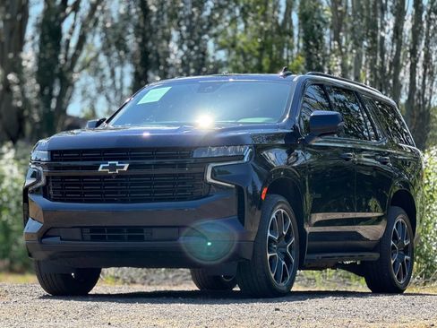 Used 2023 Chevrolet Tahoe RST w/ Luxury Package AWD/4WD image 3