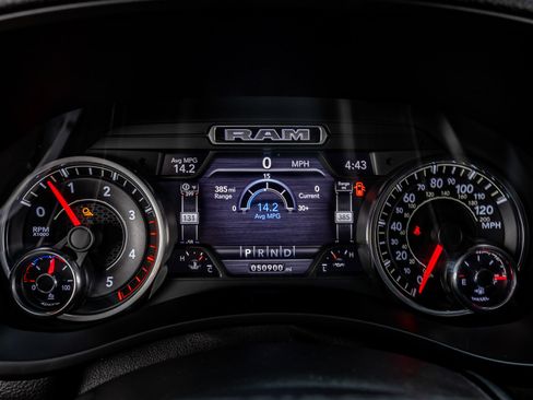 Used 2020 RAM 2500 Laramie w/ Night Edition AWD/4WD image 19