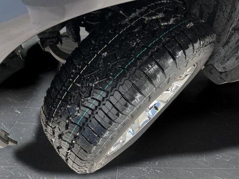 New 2026 RAM 1500 4x4 Crew Cab image 39