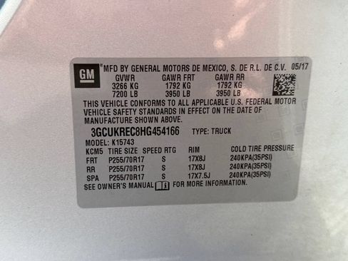 Used 2017 Chevrolet Silverado 1500 LT AWD/4WD image 36