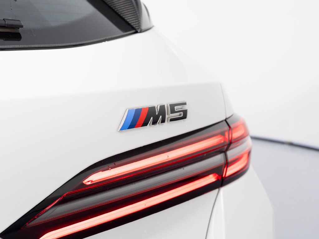 Used 2026 BMW M5 Touring w/ M Driver's Package AWD/4WD image 54