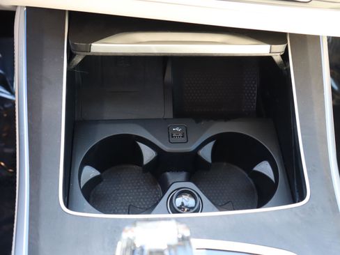 Certified 2023 BMW X5 xDrive45e w/ Executive Package image 24