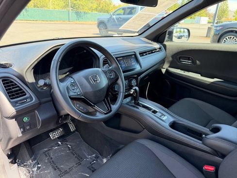 Certified 2021 Honda HR-V Sport image 16