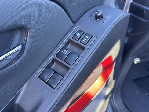 Used 2024 Nissan Frontier Pro-X image 27