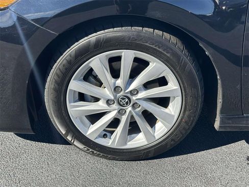 Used 2022 Toyota Camry LE image 27