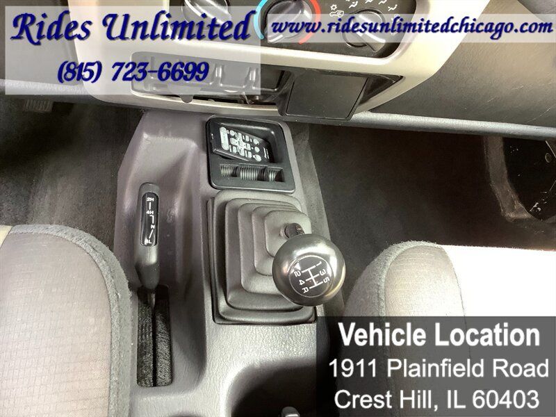 Used 2004 Jeep Wrangler X w/ Convenience Group AWD/4WD image 16
