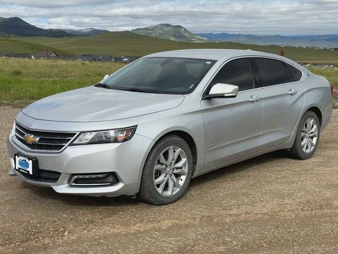 Used 2019 Chevrolet Impala LT FWD image 4