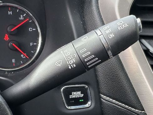 Used 2020 GMC Acadia Denali image 40