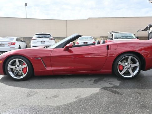 Used 2008 Chevrolet Corvette Convertible w/ Preferred Equipment Group image 19