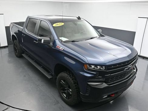 Used 2021 Chevrolet Silverado 1500 LT Trail Boss w/ Convenience Package II AWD/4WD image 14