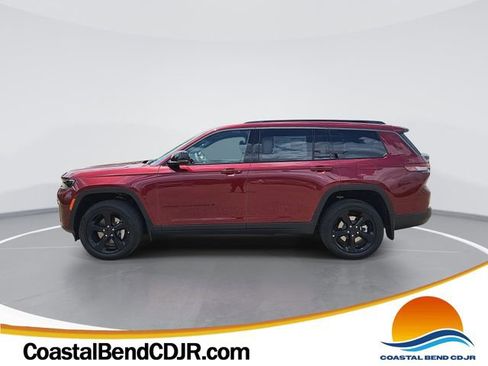 New 2026 Jeep Grand Cherokee L Limited RWD image 1