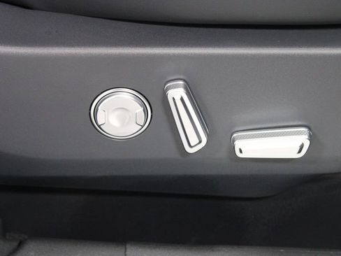 New 2026 Lincoln Nautilus Reserve w/ Jet Appearance Package AWD/4WD image 26