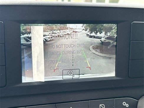 New 2025 Ford Transit 250 148 Medium Roof image 32