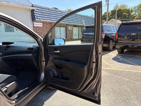 Used 2013 Honda CR-V LX image 29