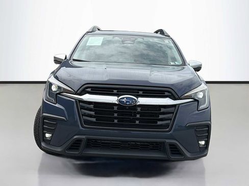 Used 2023 Subaru Ascent Limited w/ Technology Package AWD/4WD image 2