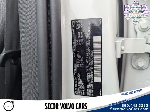 Certified 2023 Volvo XC60 B5 Plus w/ Climate Package AWD/4WD image 28