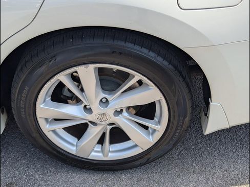 Used 2015 Nissan Altima 2.5 SV w/ Convenience Package FWD image 22