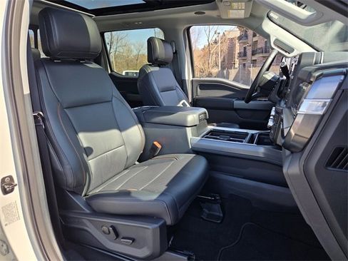 Certified 2025 Ford F250 Lariat w/ Lariat Ultimate Package image 16