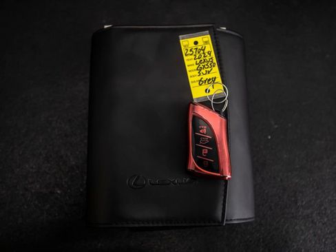 Used 2024 Lexus GX 550 w/ Cold Area Package image 57